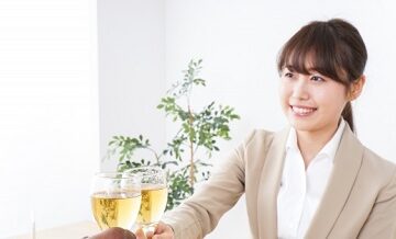 略奪は“ライバルを貶める”より“自分を上げる”方が強い