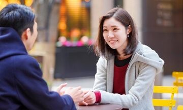 彼が“彼女を責め始めたら”略奪チャンスの合図